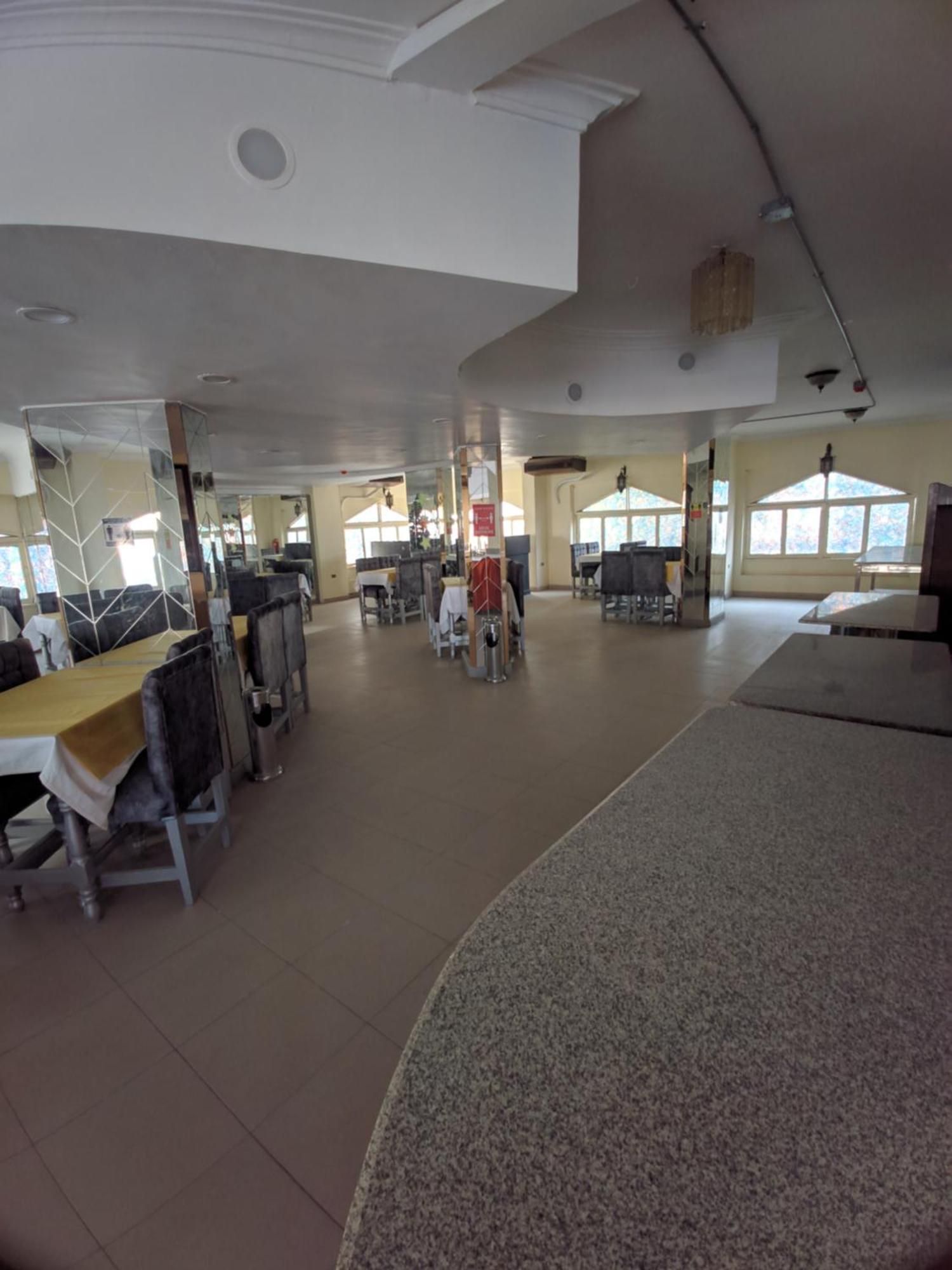 Golf Hotel Gurdaka Kültér fotó